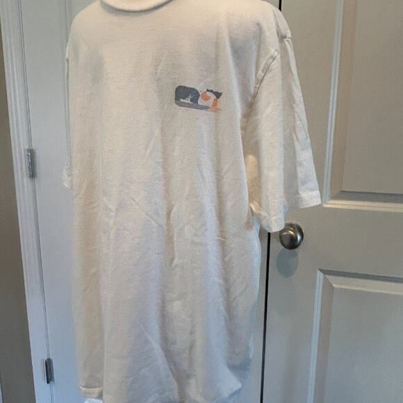 Vineyard Vines White Short Sleeve Tee with Chest Graphic Logo - Large - Picture 3 of 3